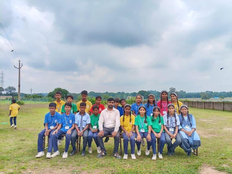 Class photograph with class teacher