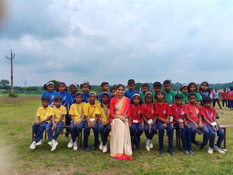 Class photograph with class teacher