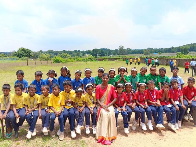 Class photograph with class teacher